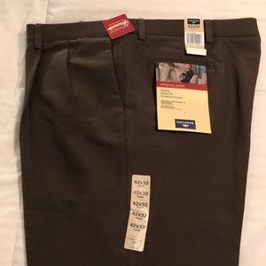 Men’s Dockers pants